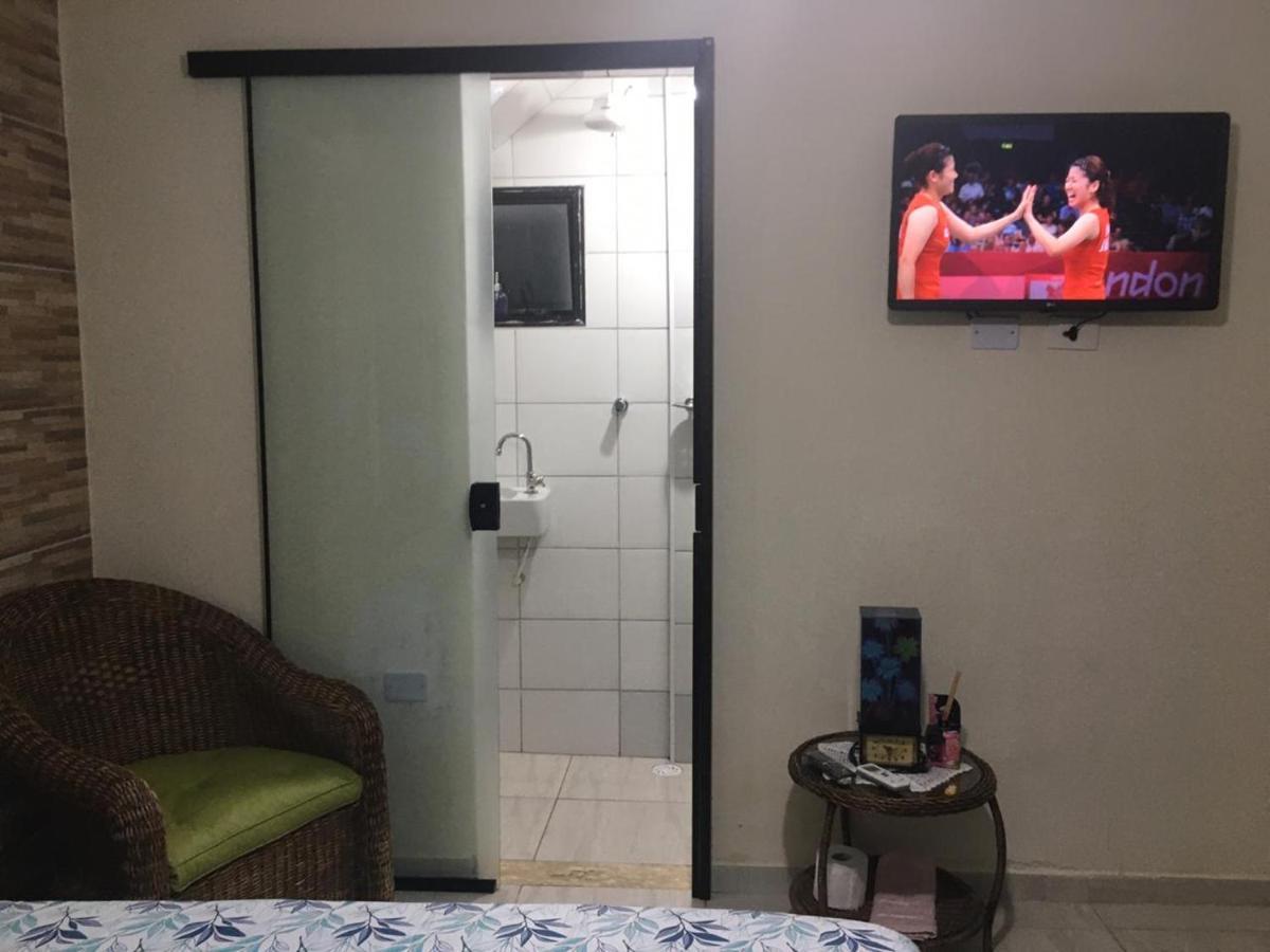 Recanto Bellamar Pousada E Hostel Guarujá Exteriör bild